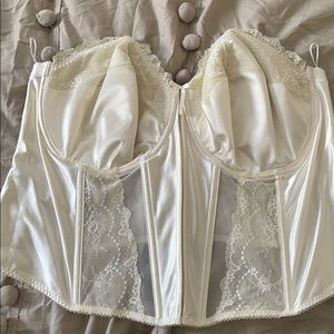 Strapless bustier bra with boning Elomi size 46F